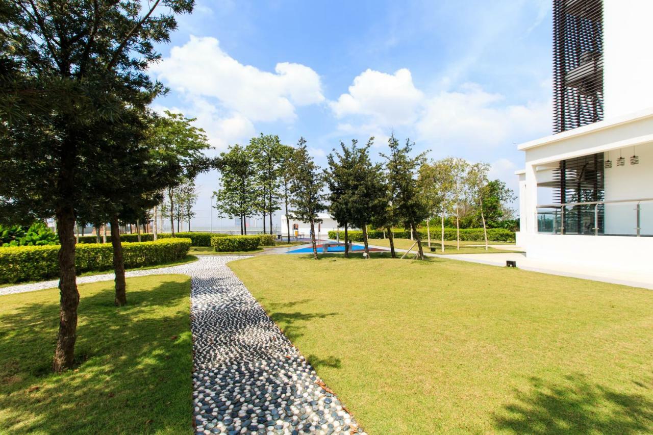 Encorp Strand Residences By Airhost Kota Damansara Exterior foto